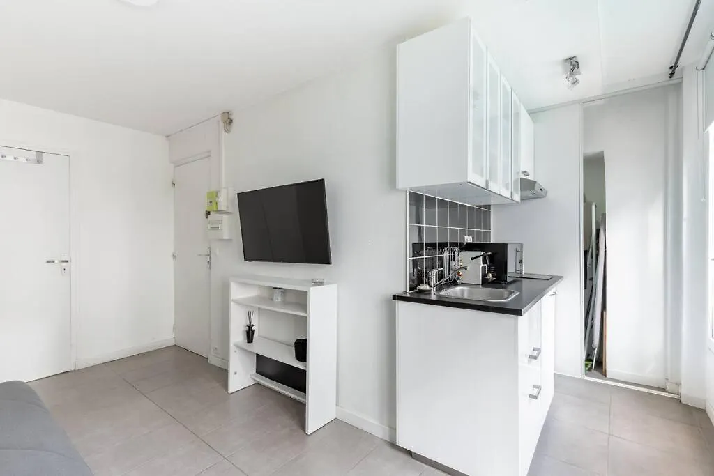 Menilmontant Pere-lachaise 1br-4p * 파리